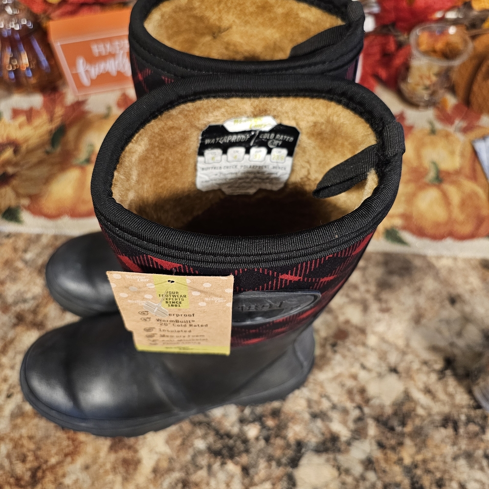 Western Chief Black and Red Plaid Winter Boots - Picture 3 of 4